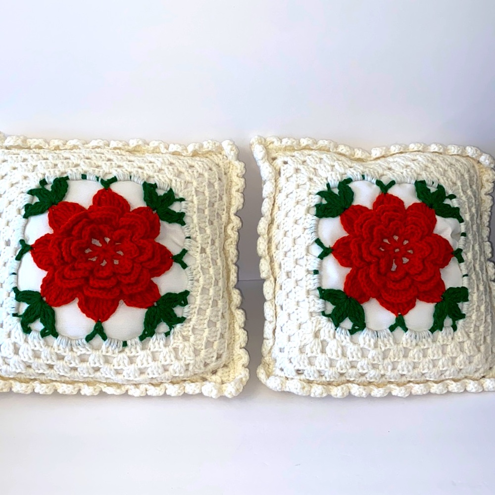 Vintage, handmade hand crocheted pillows with 3-D flower Set of two